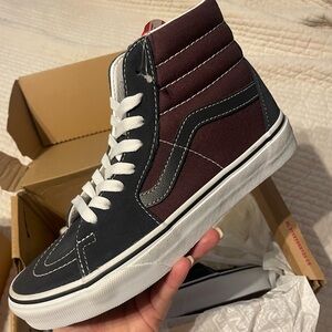 Women’s Vans - BNIB size 7